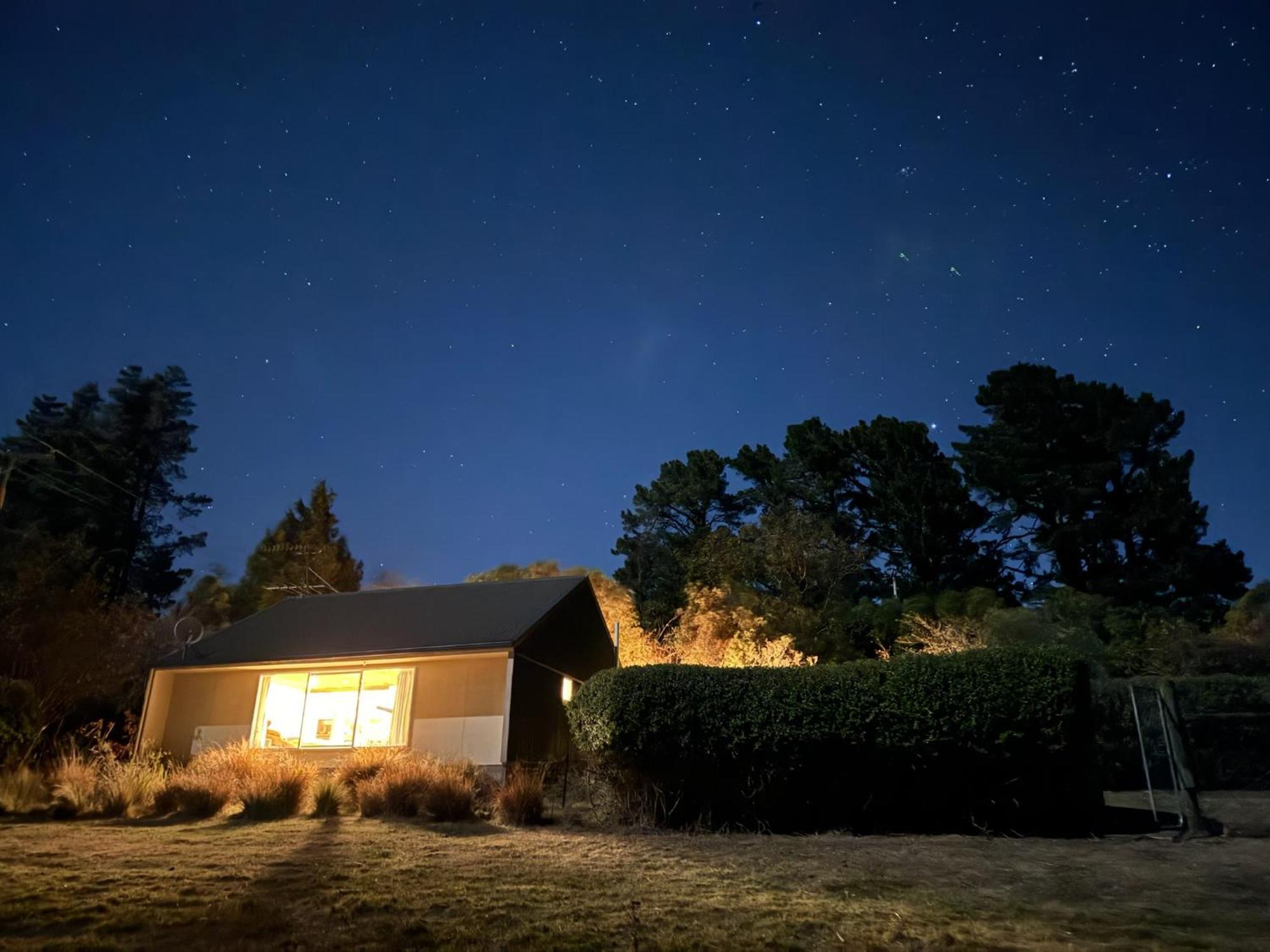Sunrise Mountain View Cabin Retreat Springfield Exterior photo
